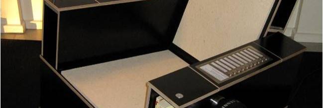 Listening chair with display