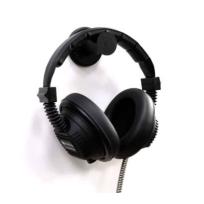 Hanging fork for headphones